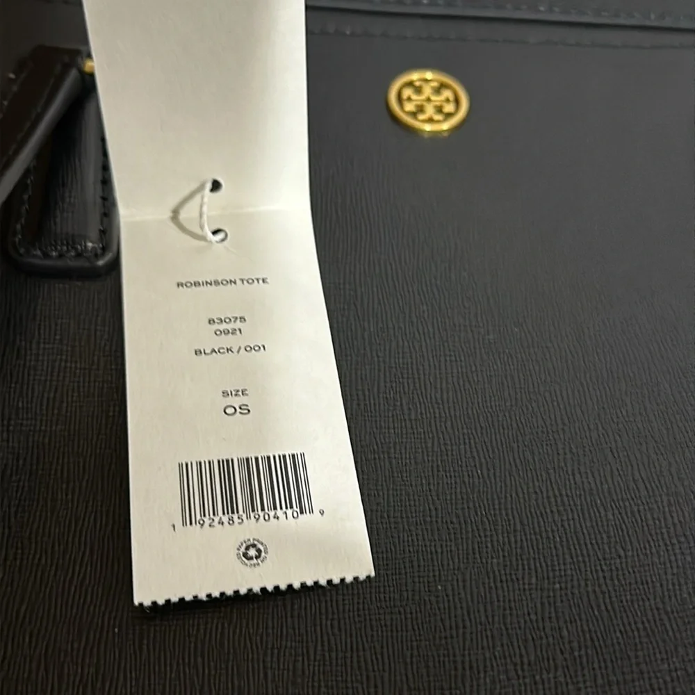 Tory Burch Robinson Tote in Black Saffiano Leather - EUC